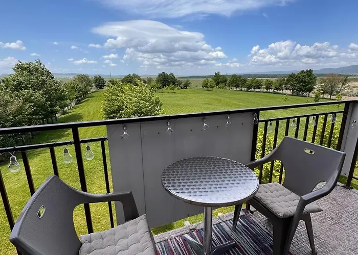 Quiet With A View! Apartamento *